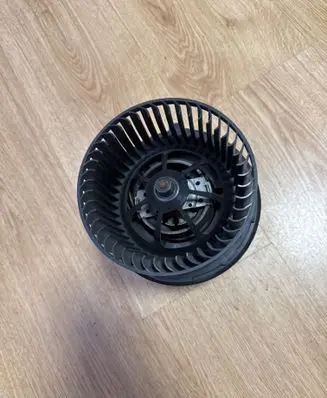Seat Alhambra (Mk1) Heater fan/blower 7M1819021