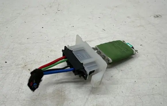 Skoda Kamiq Heater blower fan relay 2Q0959263AA