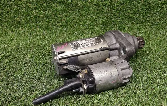 Volkswagen Golf VI Starter motor 0AM911023T