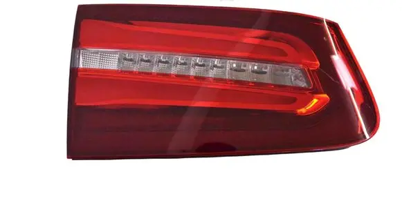 Tailgate rear/tail lights
