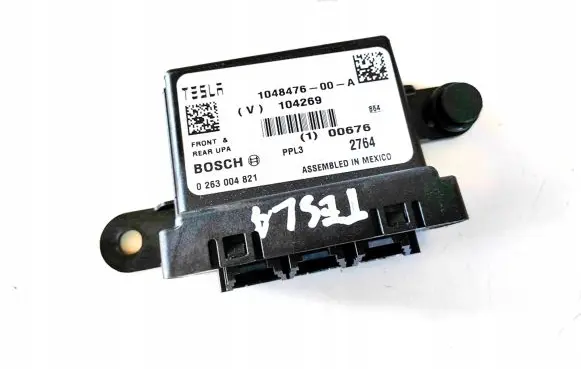Tesla Model S Parking PDC control unit/module 104847600a