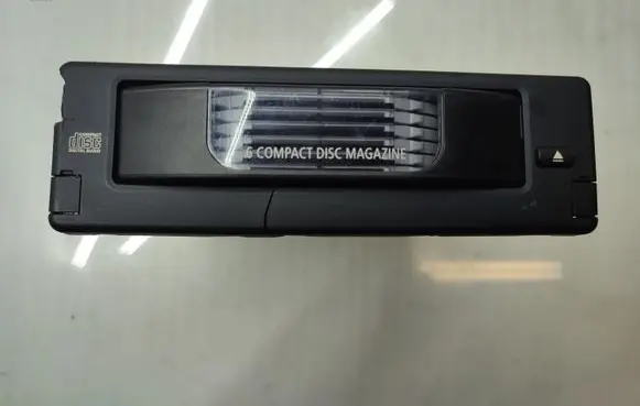 BMW 5 E60 E61 CD/DVD changer 9131850