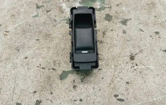 Chrysler 300 - 300C Electric window control switch 04602787