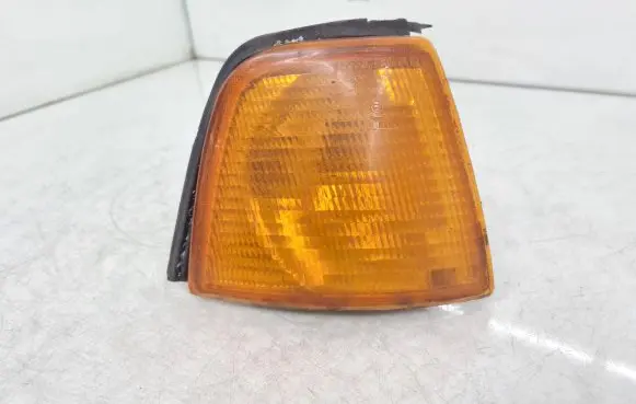 Audi 80 90 B3 Front indicator light 20444122D 6R0144886