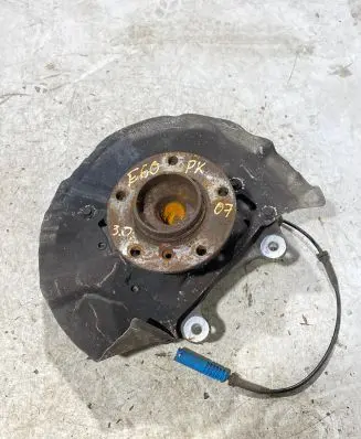 BMW 5 E60 E61 Front wheel hub spindle knuckle