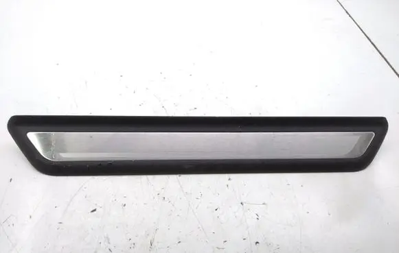 Hyundai i40 Front sill trim cover 858833Z100