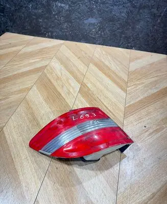 Mercedes-Benz B W245 Rear/tail lights A1698202564
