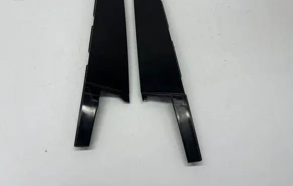 Volkswagen T-Roc Front door glass trim molding 2GA837902C