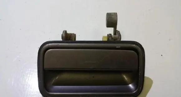 Mazda 626 Front door exterior handle