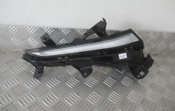 Peugeot 508 II LED Daytime headlight 1638037880 89913355 2204222043