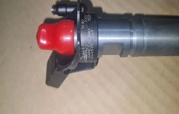 Mercedes-Benz Sprinter W906 Fuel injector 0445115069II