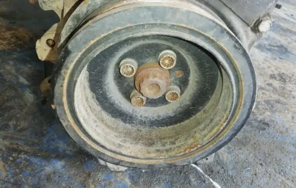 Volkswagen Caddy Crankshaft pulley