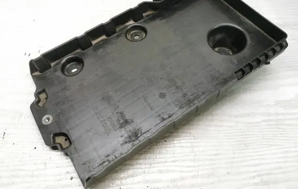 Volvo V40 Battery tray 31301934