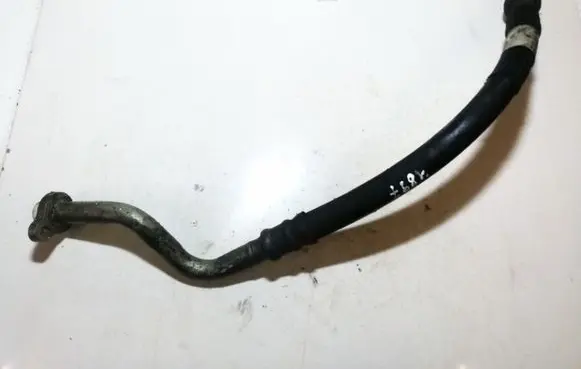 Volvo XC90 Air conditioning (A/C) pipe/hose