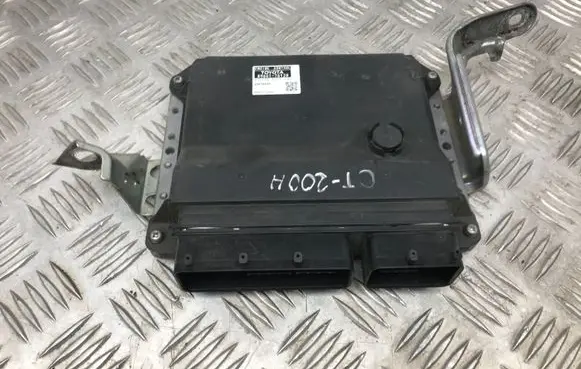 Lexus CT 200H Engine control unit/module 8966176120