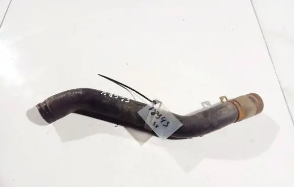 Volkswagen PASSAT B4 Engine coolant pipe/hose