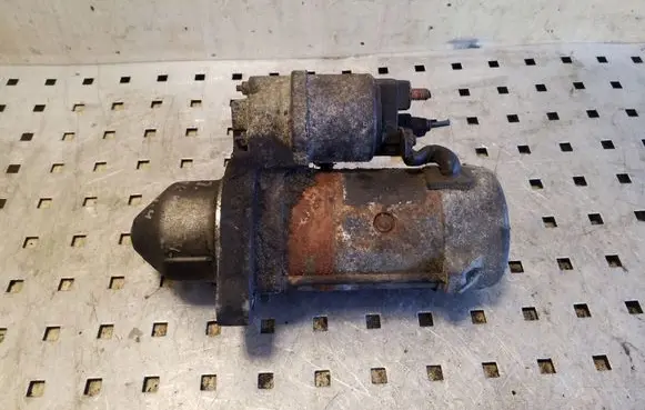 Toyota RAV 4 (XA30) Starter motor