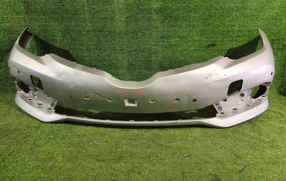 Toyota Auris E180 Front bumper 5211902K40