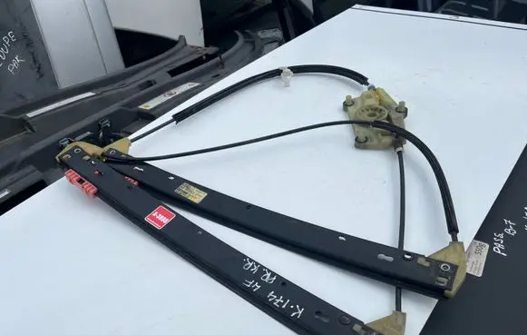 Audi A6 S6 C6 4F Front window lifting mechanism without motor 4F0837461D