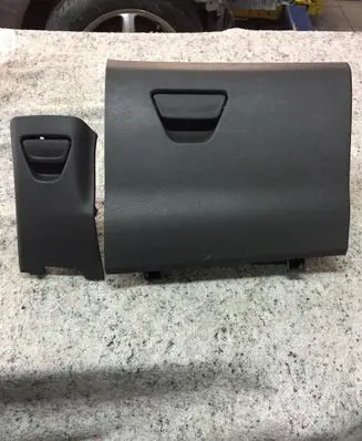 Ford Transit Glove box