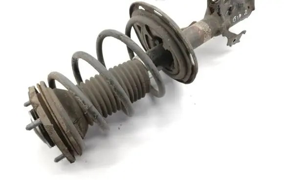 Toyota Avensis T270 Front shock absorber/damper