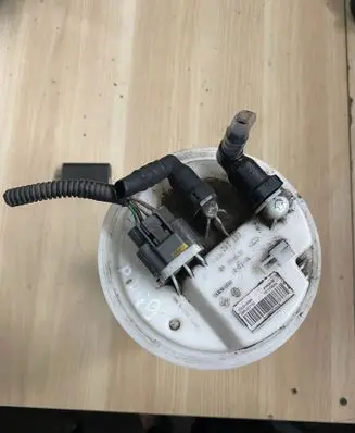 Opel Vivaro In-tank fuel pump 172021036R 93868446