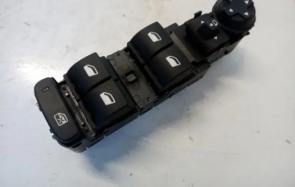Citroen C4 III e-C4 Quarter vent window switch 96788264ZD