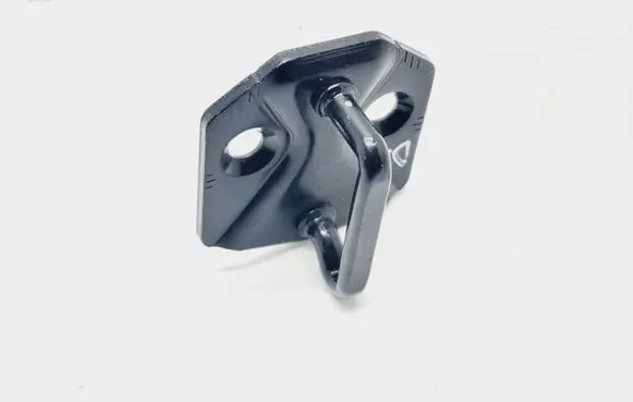 Volvo S60 Rear door lock loop/hook striker 31333088