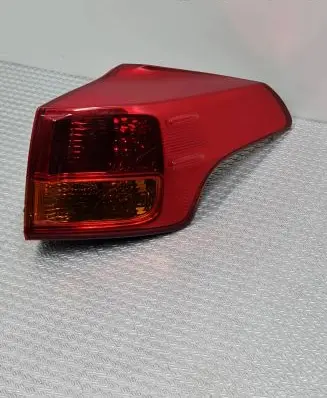 Toyota RAV 4 (XA40) Rear/tail lights 13669 4256