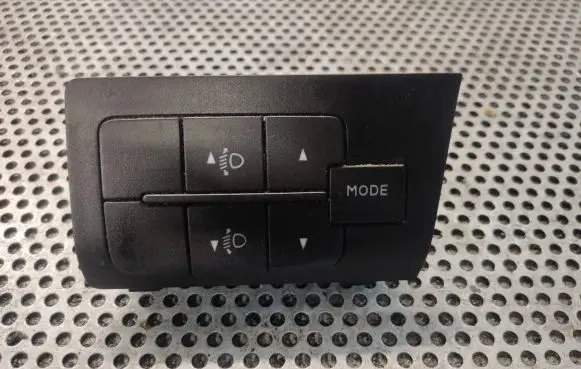 Citroen Jumper Headlight level height control switch 7355331110