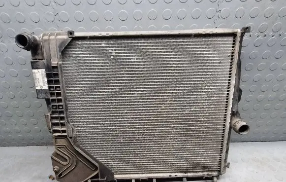 BMW X3 E83 Coolant radiator 3403551