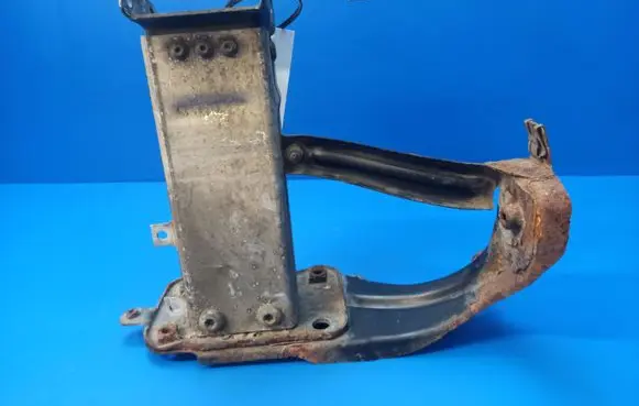 Mercedes-Benz E W211 Front bumper shock/impact absorber 