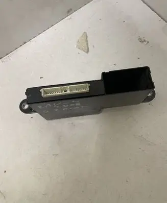 Toyota RAV 4 (XA30) Other control units/modules 8930042020