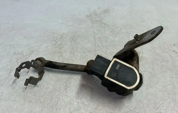 BMW 3 E90 E91 Headlight/headlamp level sensor 6763735