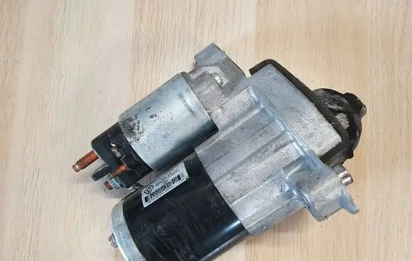 Nissan Juke II F16 Starter motor 233000290R