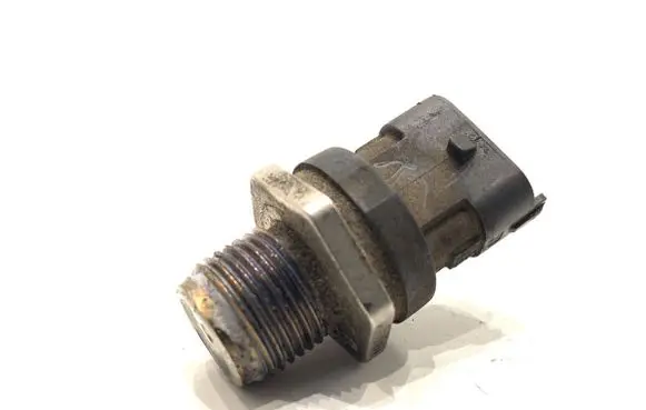 Opel Zafira B Fuel pressure sensor 