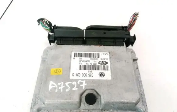 Audi A2 Engine control unit/module 036906034Q 6160050407