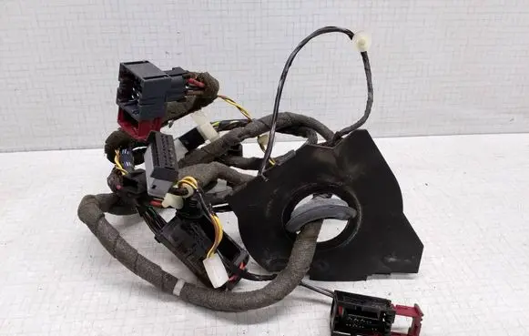 Opel Vectra C Front door wiring loom 131195859