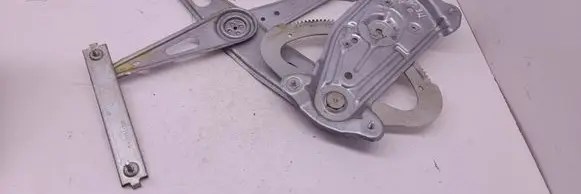 Renault Megane III Front window lifting mechanism without motor 966416102