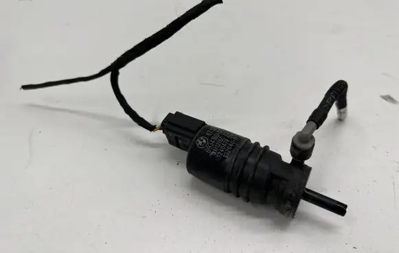 BMW 6 F12 F13 Windscreen/windshield washer pump 6934160