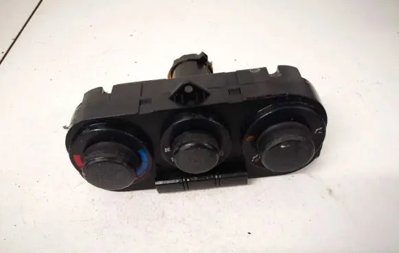 Hyundai Coupe Climate control unit 972502cxxx 97250-2cxxx