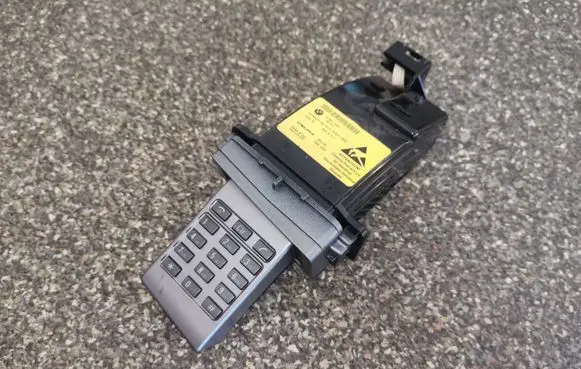 BMW 7 E65 E66 Phone keyboard 6941354