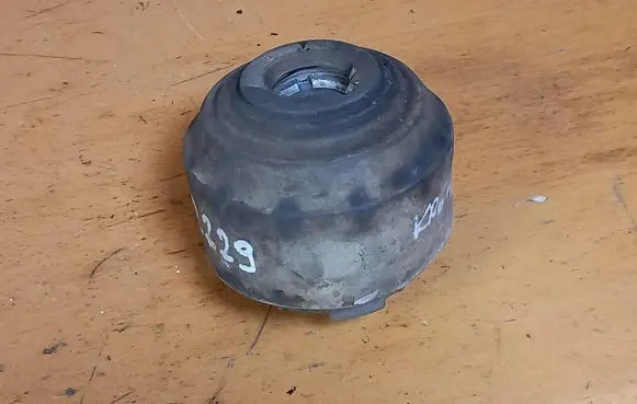 Mercedes-Benz E W211 Engine mount vacuum valve A2302400117