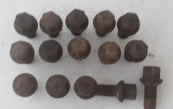 Mercedes-Benz A W169 Nuts/bolts A0009904907