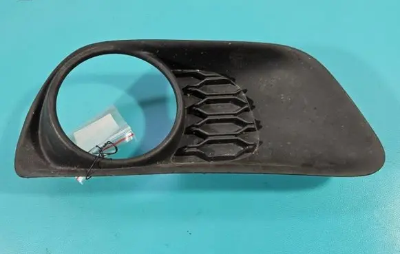 Dodge Caravan Front fog light trim/grill 68100698AA IMPRK1430915
