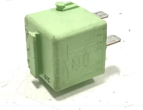 BMW X3 E83 Other relay 61368373700 8373700