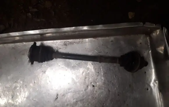 Audi A6 S6 C4 4A Front driveshaft