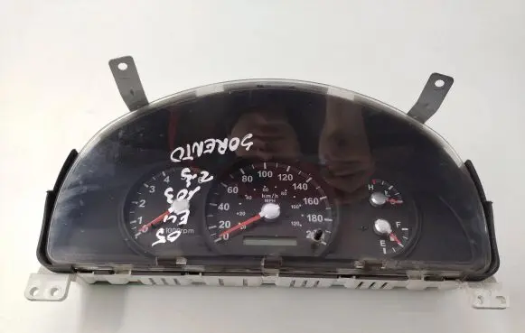 KIA Sorento Speedometer (instrument cluster)
