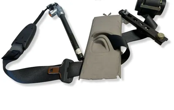Renault Scenic II - Grand scenic II Front seatbelt 041083