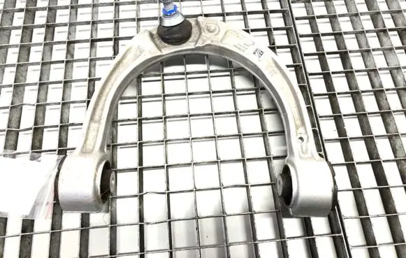 Mercedes-Benz GLE W167 Front control arm A1673301000